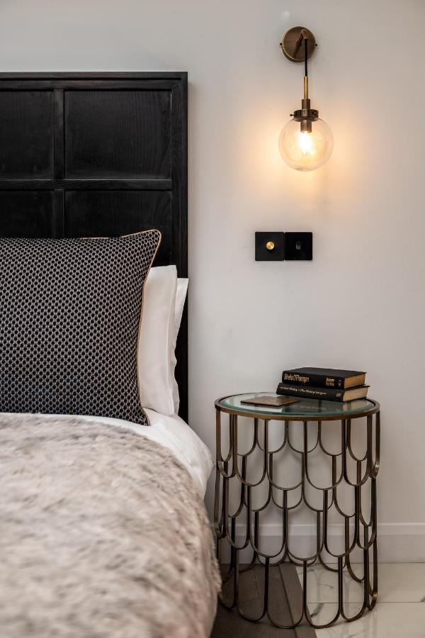 Pamper Yourself In Our Double Sized Copper Tub -2 Bedroom Villa Inverness Exteriér fotografie