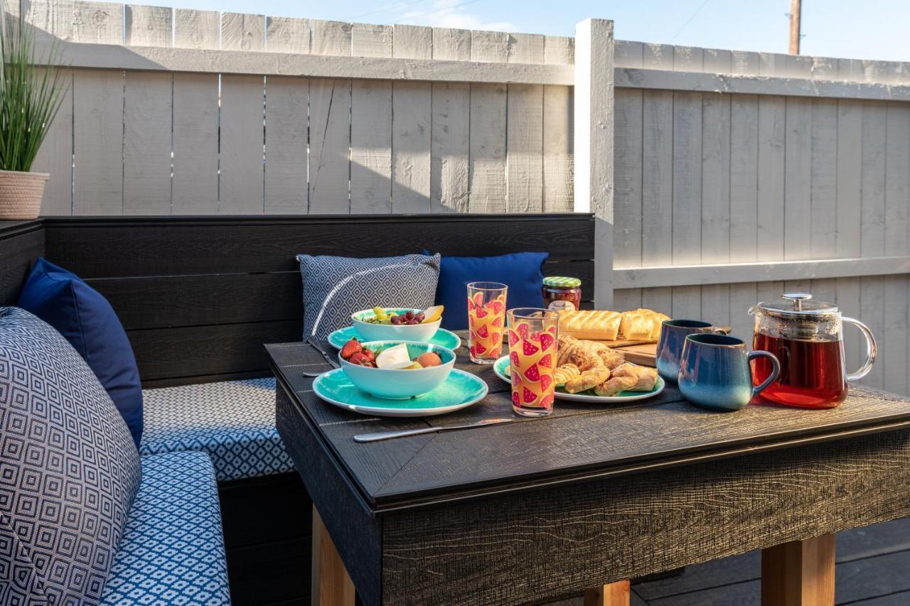 Pamper Yourself In Our Double Sized Copper Tub -2 Bedroom Villa Inverness Exteriér fotografie
