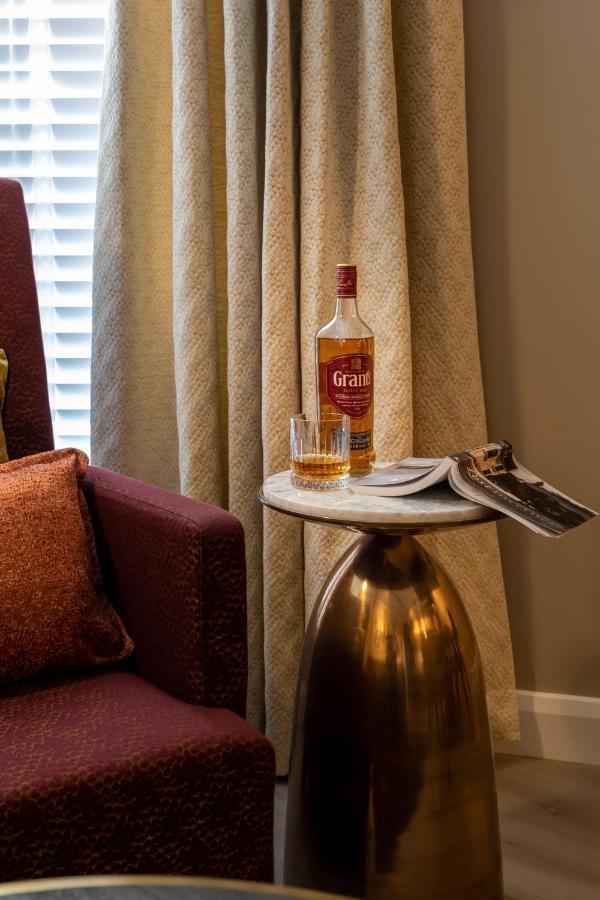 Pamper Yourself In Our Double Sized Copper Tub -2 Bedroom Villa Inverness Exteriér fotografie